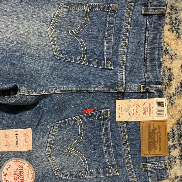 Girls bootcut Levi’s denim jeans - Picture 7 of 11